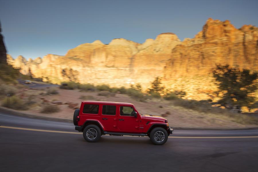  Jeep Wrangler Unlimited Sahara EcoDiesel (JL) 2019 года  (NA) (фото 15 из 39)